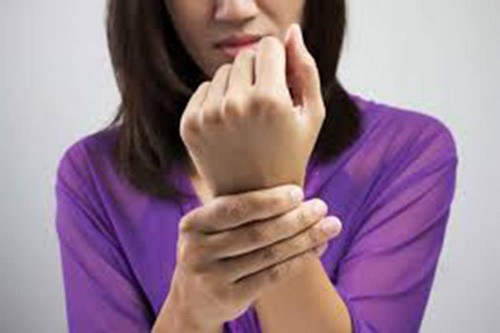 Cách ngừa đau khi mới tập yoga - Ảnh 1. Cách ngừa đau khi mới tập yoga - Ảnh 1.