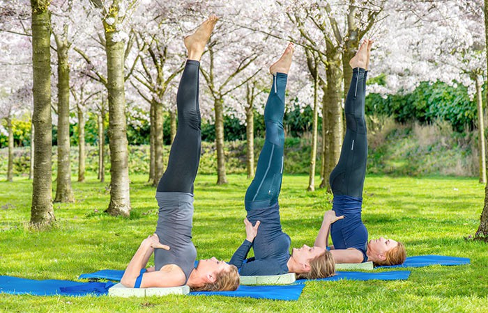 9 tư thế yoga tăng cơ hội thụ thai cho bạn - Ảnh 8. 9 tư thế yoga tăng cơ hội thụ thai cho bạn - Ảnh 8.