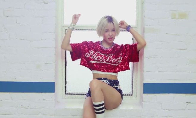 Nhung ca khuc suyt bi cam vi co dong tac vu dao kheu goi hinh anh 6 hyomin_nice_body_660x400.jpg