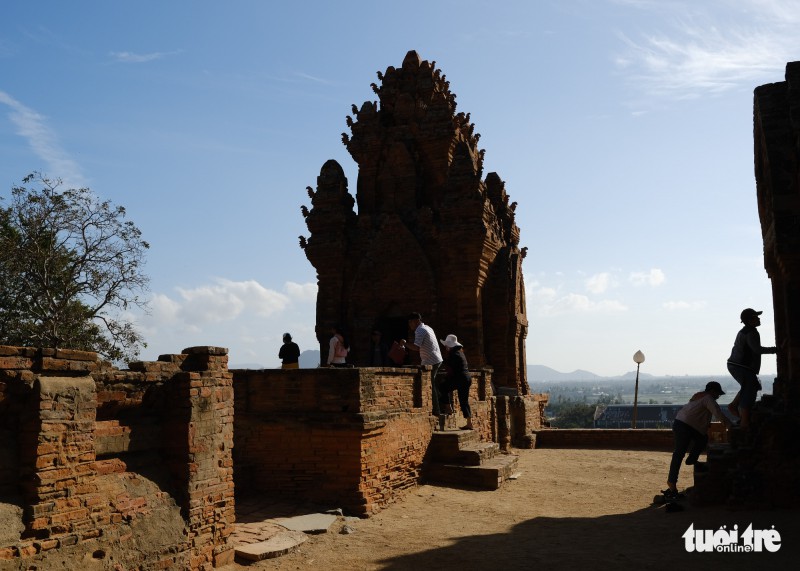 Tháp Chàm Po Klong Garai sừng sững giữa nắng gió Phan Rang - Ảnh 3. Tháp Chàm Po Klong Garai sừng sững giữa nắng gió Phan Rang - Ảnh 3.