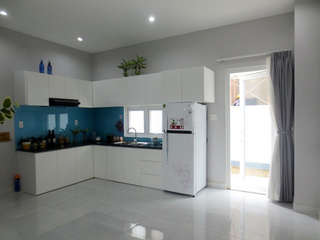Mẫu nhà phố 80m2 chi phí 1 tỷ đồng đẹp nổi bật, cuốn hút - Ảnh 4. Mẫu nhà phố 80m2 chi phí 1 tỷ đồng đẹp nổi bật, cuốn hút - Ảnh 4.