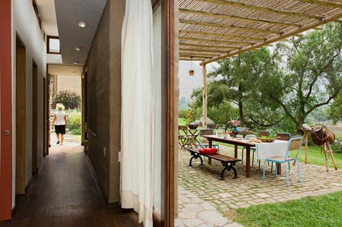 Nhà gỗ đất sét ngoài nhìn đơn giản trong có vẻ đẹp gây nghiện - Ảnh 4. Nhà gỗ đất sét ngoài nhìn đơn giản trong có vẻ đẹp gây nghiện - Ảnh 4.