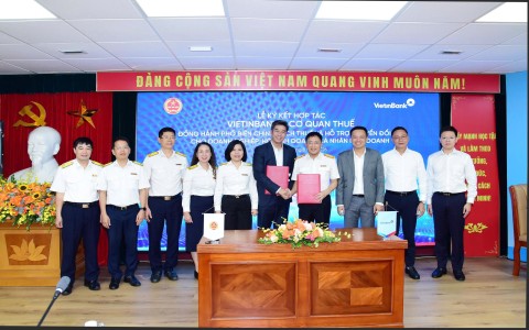 VietinBank ký kết hợp tác với Cục Thuế đồng hành cùng hộ kinh doanh, cá nhân kinh doanh, doanh nghiệp thúc đẩy chuyển đổi số