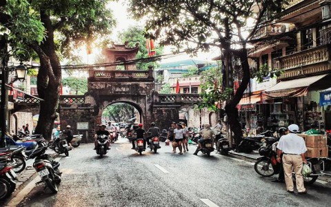 Hà Nội cuối thu: Vẫn dịu dàng và đáng yêu đến thế