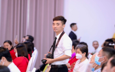 Bùi Văn Mạnh: Sướng khổ tại Tâm