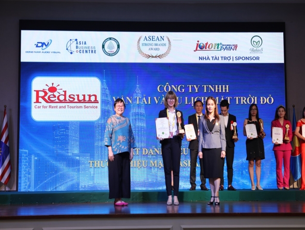 Thỏa sức khám phá cùng các dịch vụ của Red Sun. Sự tự do trong hành trình của bạn