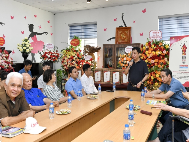 Tạp chí Khoa học Phát triển Nông thôn Việt Nam gặp mặt thân mật kỷ niệm 99 năm Ngày Báo chí Cách mạng Việt Nam