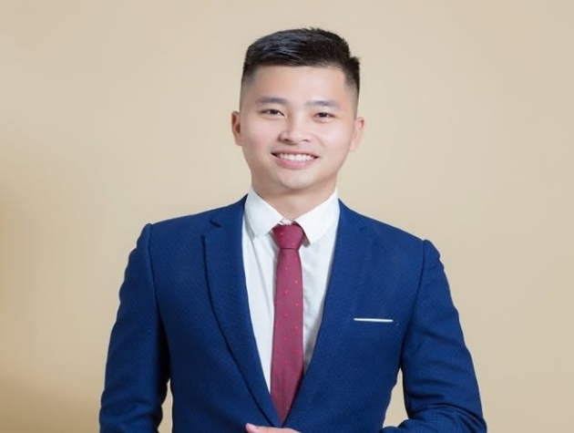 Hồ Thức Thuận: Bản Lĩnh Kiến Tạo Tương Lai - Tên Tuổi Hàng Đầu Trong Luyện Thi Môn Toán