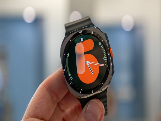 Chưa từng có trên smartwatch Galaxy Watch 8 lần đầu tích hợp cảm biến đo mạch máu