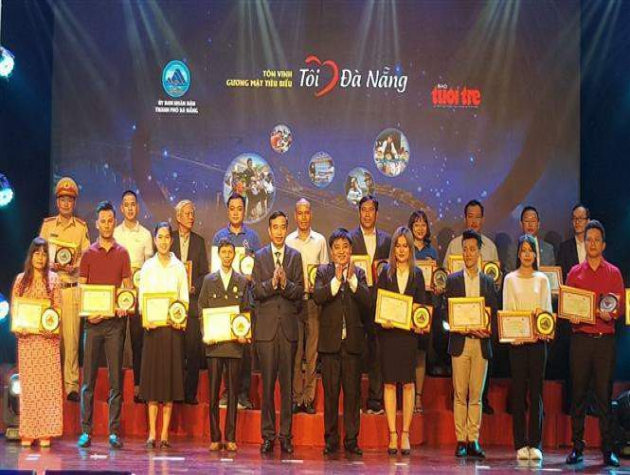 Đà Nẵng tôn vinh những gương sáng tiêu biểu năm 2020