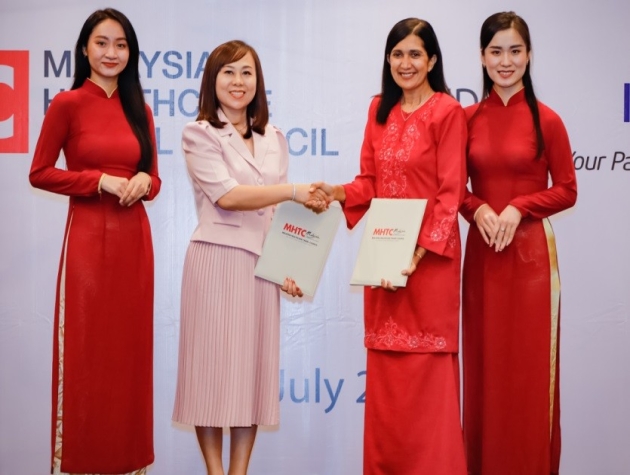 Malaysia Healthcare ký kết Thỏa thuận đối tác chiến lược với Insmart